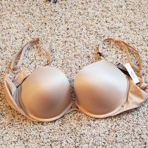 Victoria's Secret Very Sexy Push-up Bra 36D